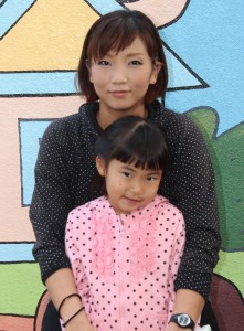 砂川紗姫ちゃん（５つ）お母さん・ユミさん