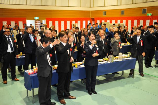 創立45周年を祝う／航空自衛隊宮古島分屯基地 – 宮古毎日新聞社