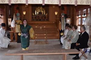 とうがにあやぐ 奉納 宮古神社 宮古毎日新聞社ホームページ 宮古島の最新ニュースが満載