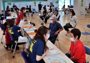 ２年ぶりに特定集団健診がスタートした＝21日、市保健センター