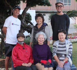 雑草が生い茂った植栽ますを生まれ変わらせた皆さん