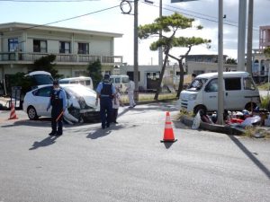 交通事故の約6割が交差点で発生している(資料写真)