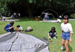 テント設営などに挑戦した「DAYキャンプI」＝3日、宮古青少年の家