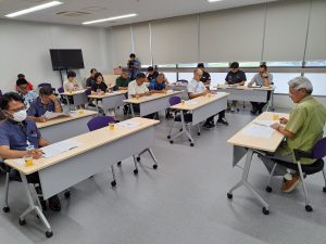 大会要項や予算案を承認した実行委員会の総会=26日、市役所