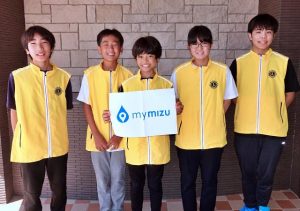 利用店舗100店舗まで増やすことに意気込みを示したレオクラブ宮古島のメンバー=24日、宮古毎日新聞社