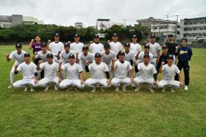 21世紀枠の県候補に選ばれた宮高野球部=23日、宮高野球場