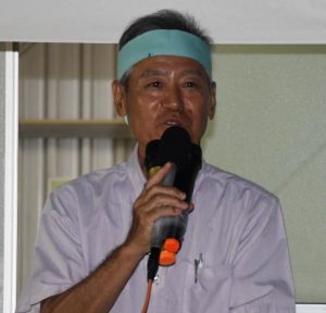 村政刷新に向け支持を訴える古謝氏