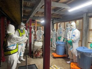 高病原性鳥インフルエンザが発生したことを想定して行われた防疫演習＝22日、市内養鶏場（提供）