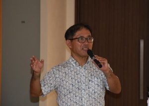 講師の星明彦氏